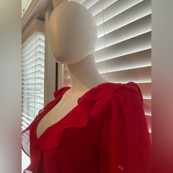 SMALL FOREVER 21 RED WRAP DRESS + RUFFLES - Picture 6 of 9